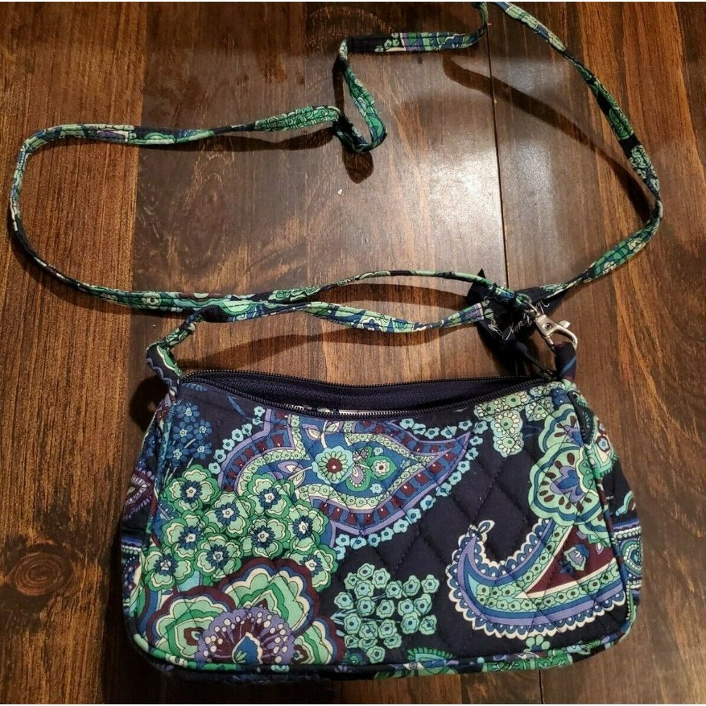 VERA BRADLEY Amy BLUE RHAPSODY Crossbody Style Zip Top Handbag Purse